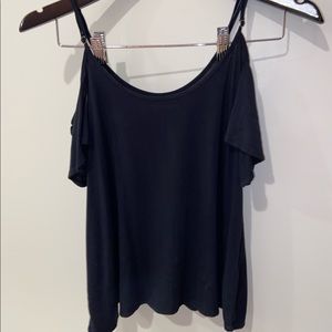 Peek a boo shoulder tank top